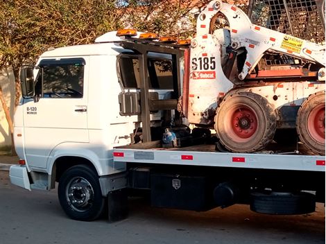 Transporte de Empilhadeira na Vila das Belezas