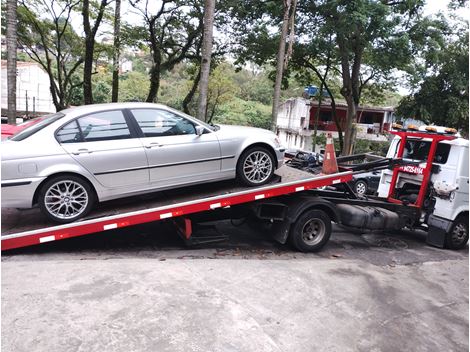 Guincho de Carro na Avenida Luis Gushiken 