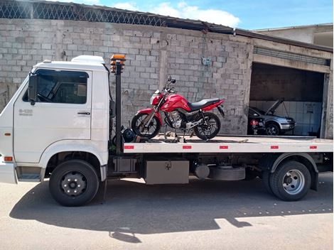 Guincho de Moto na Avenida Maria Coelho de Aguiar 