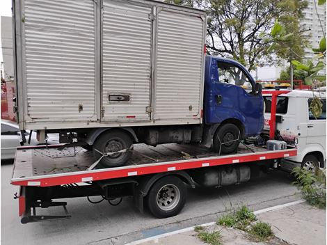 Guincho para Embarcações na Avenida Pres. Juscelino Kubitschek 