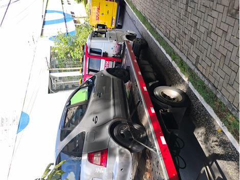 Guincho na Avenida Itapaiuna 