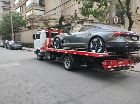 Guincho de Carro na Avenida Cecília Lottenberg 