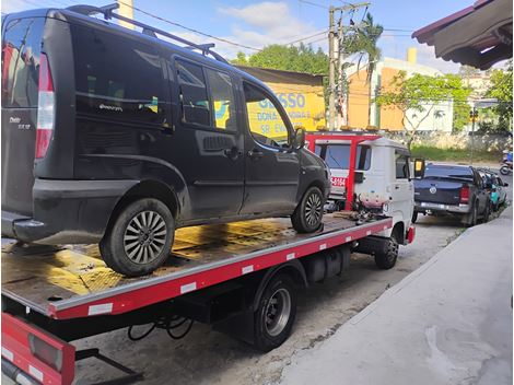 Guincho de Utilitários na Vila dos Remédios 