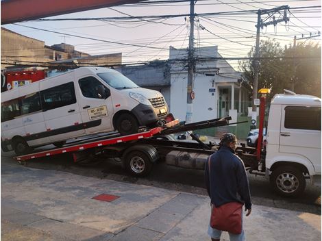 Serviço de guincho Av. Elísio Teixeira Leite 