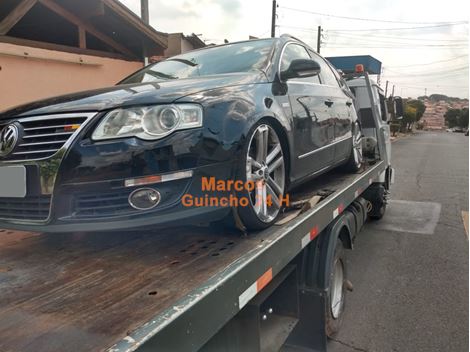 Guincho de Carro na Rua Nelson Gama de Oliveira