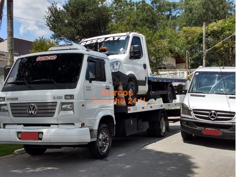 Reboque de Moto na Rua Nelson Gama de Oliveira